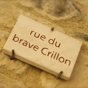 Le Crillon 3*, Murs (Vaucluse) Francia